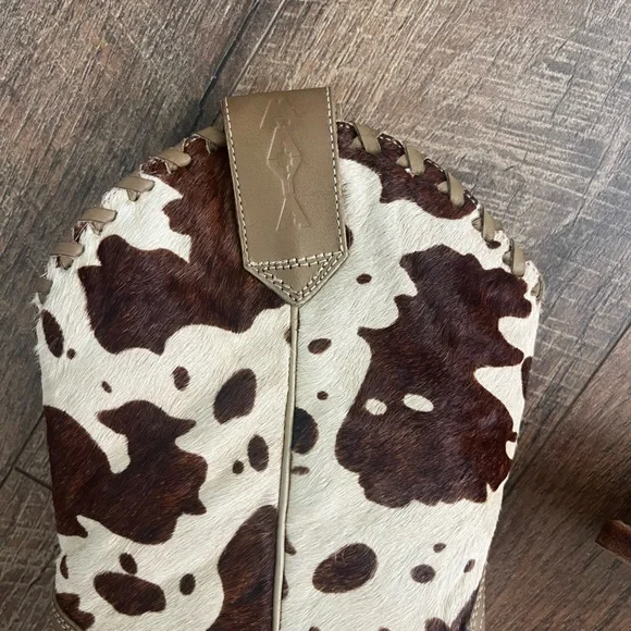 Maya 🐮 Ankle Boots - Picture 5 of 8